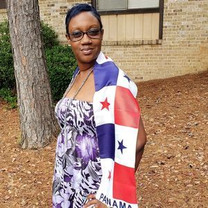 Meet your Posher, Ronika